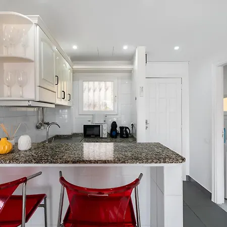 Brisa Del Atlántico En Torre Del Sol, Américas * Playa de las Americas (Tenerife)