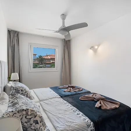 Apartamento Brisa Del Atlántico En Torre Del Sol, Américas